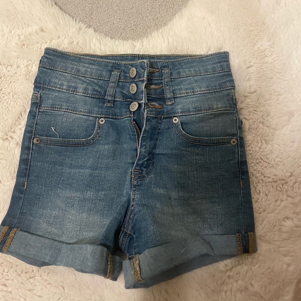 aeropostale jean shorts 3 buttons high rise
